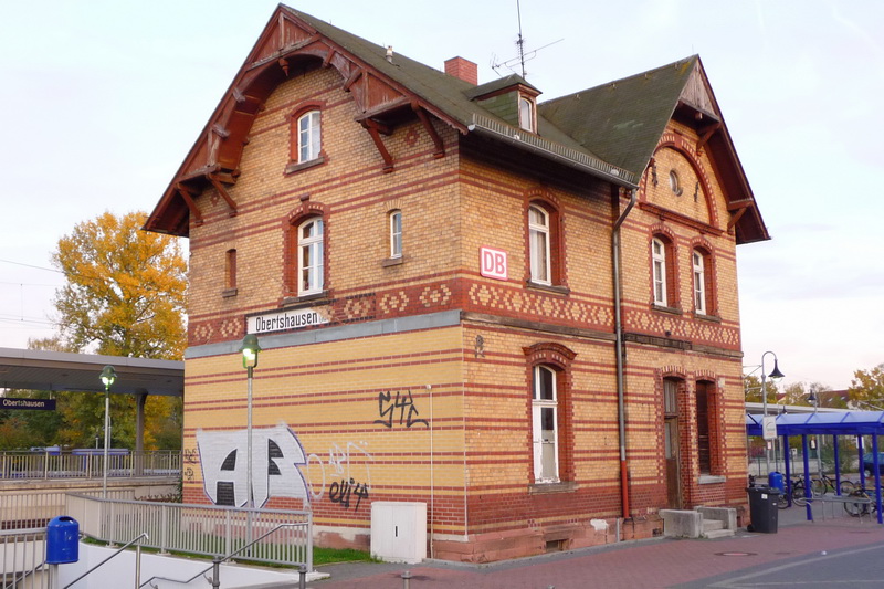 Bahnhofsgebäude Obertshausen